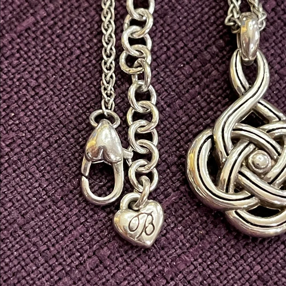 Retired Brighton interlock knot reversible design necklace adjustable - Picture 5 of 11